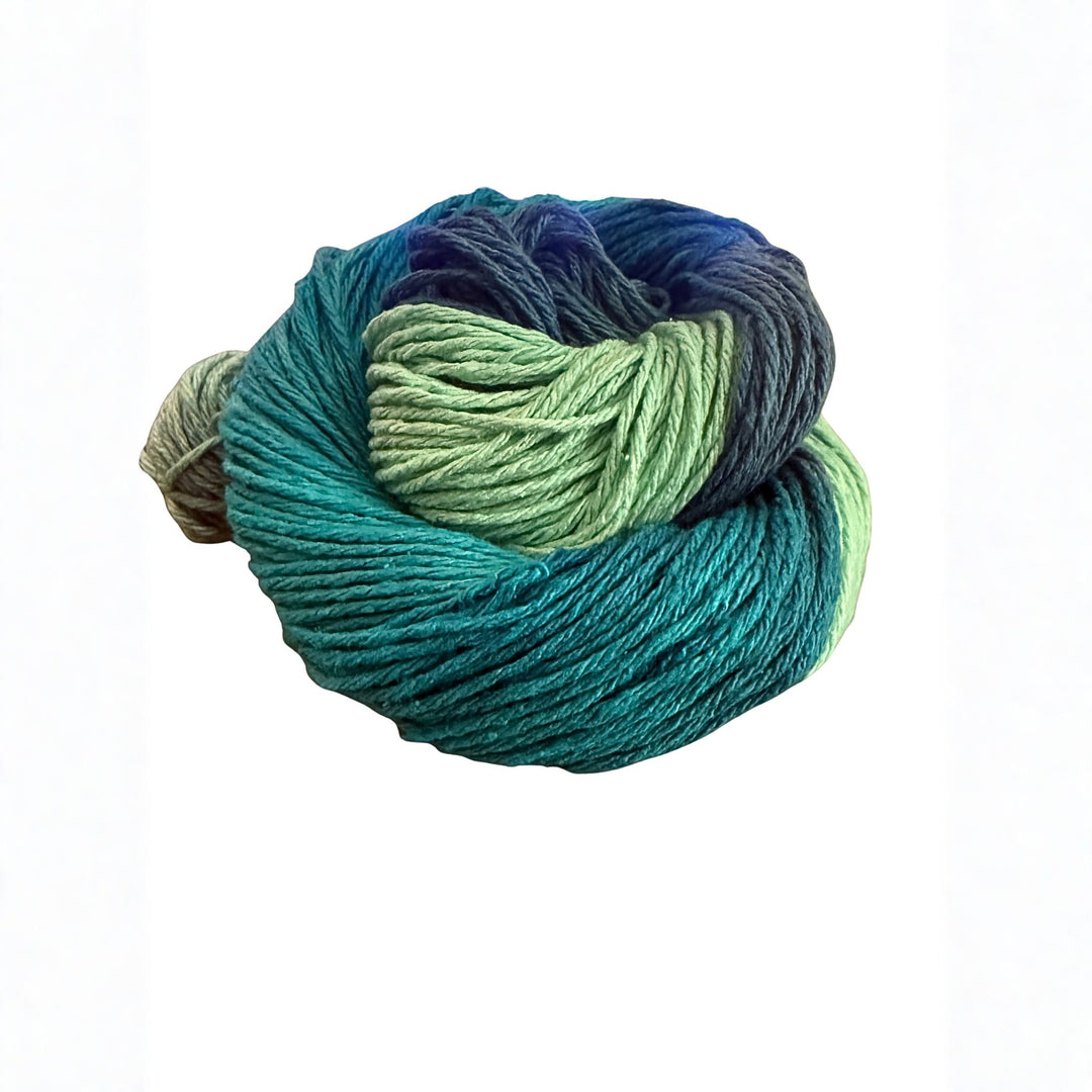 Darn Good Yarn: Yarn of the Month Exclusive Colorways, Yarn
