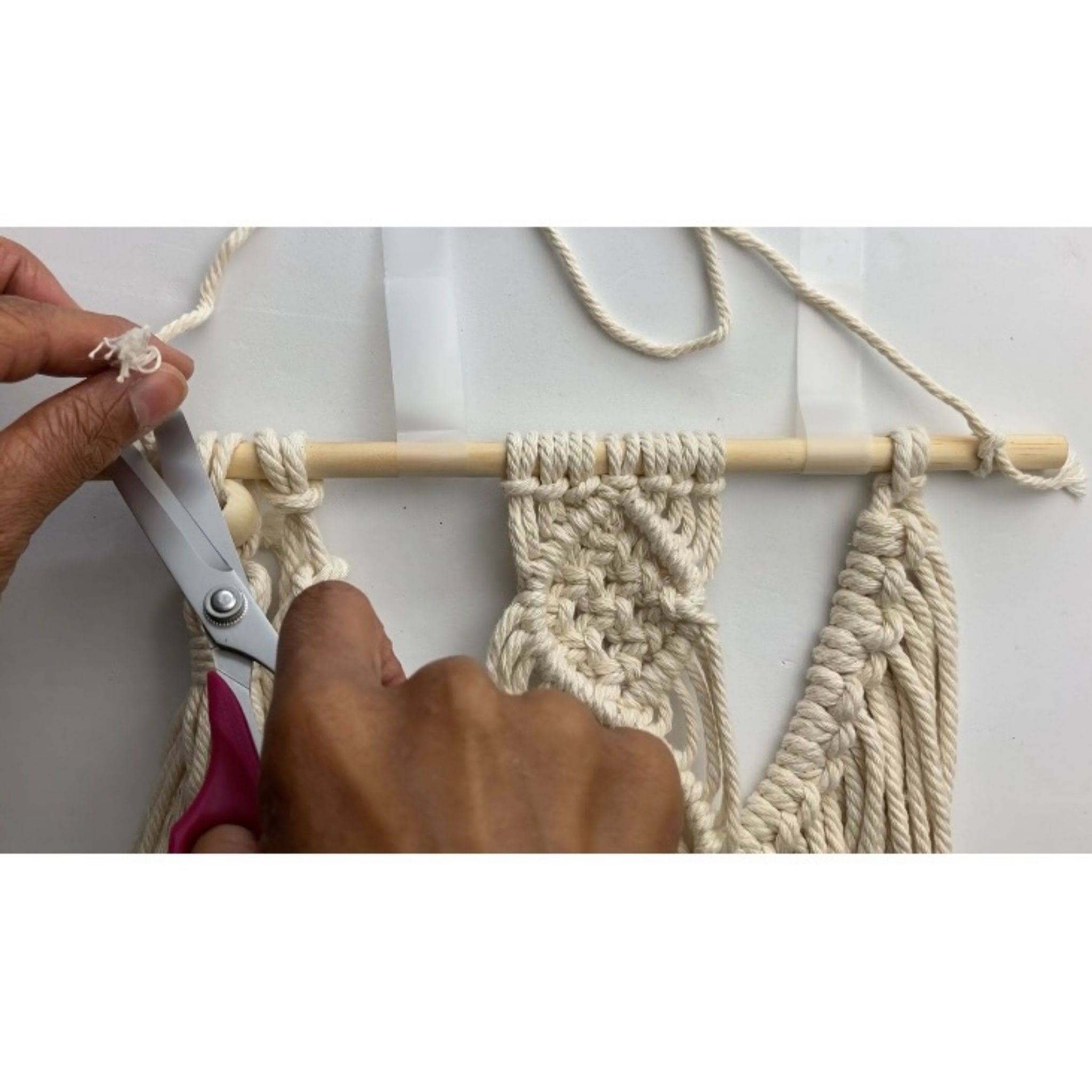 Macrame Wall Hanging DIY Kit Beginner, Macrame Kit Gift Boho Incl