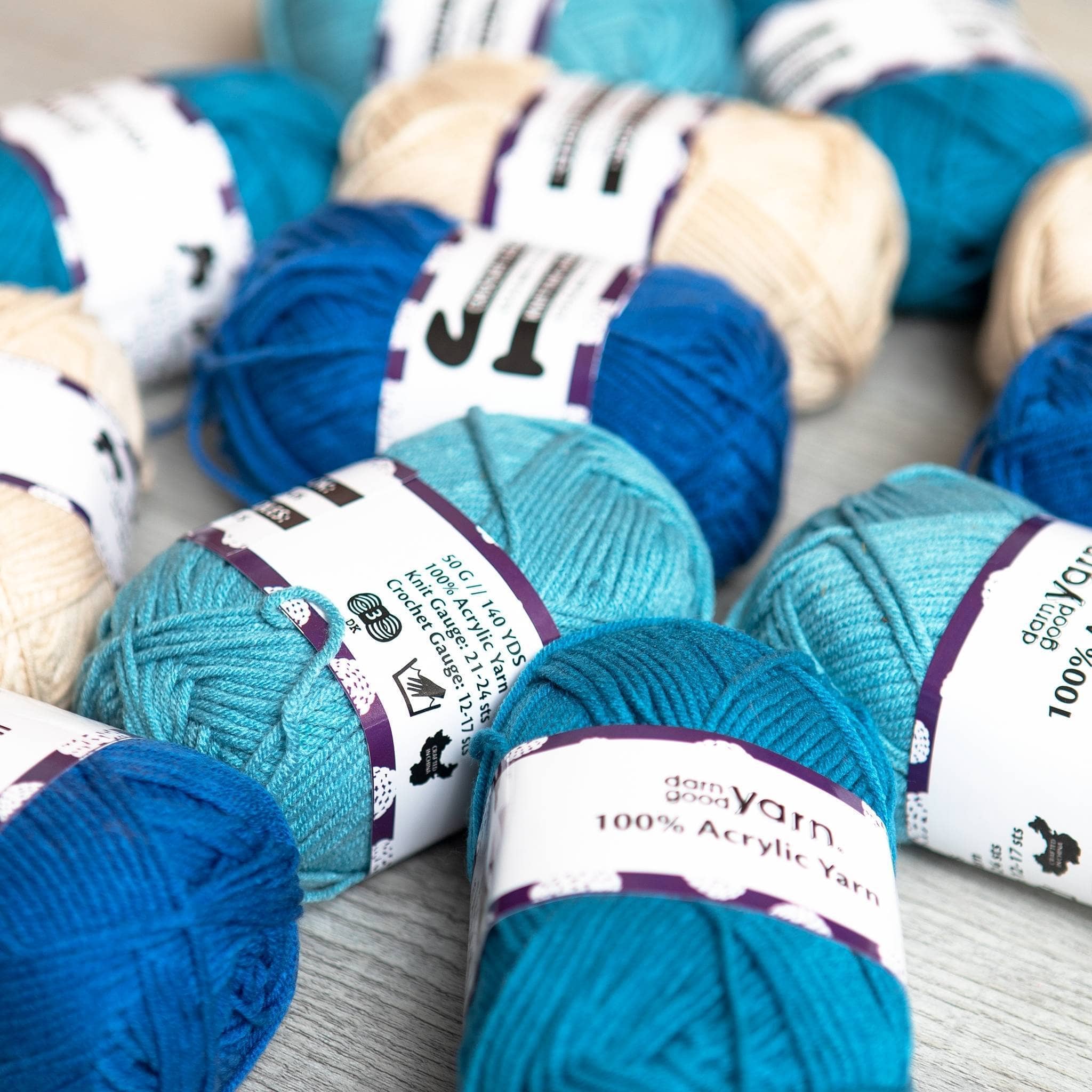HEJIN 10x50g Yarn Gift Set for Crocheting and Knitting; Cotton Yarn with  Crochet Tools for Crocheting; Yarn for Beginners Crochet Kit Making; Great